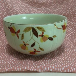 Hall’s 6” mixing bowl, Jewel Tea pattern